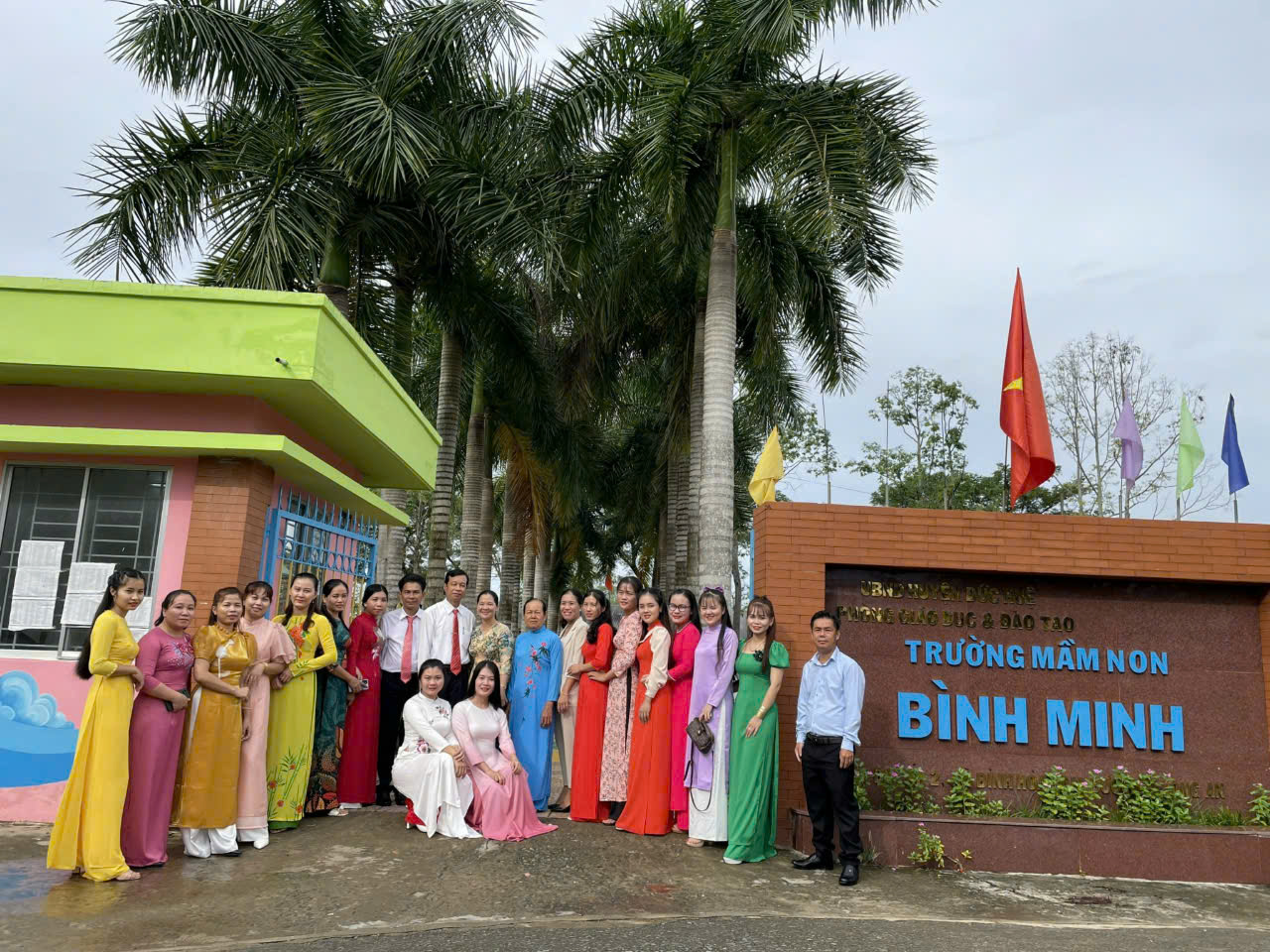 TRƯỜNG MẦM NON BÌNH MINH HƯỞNG ỨNG LỜI KÊU GỌI ỦNG HỘ ĐỒNG BÀO MIỀN BẮC BỊ ẢNH HƯỞNG BỞI CƠN BÃO SỐ 3 (BÃO YAGI). 