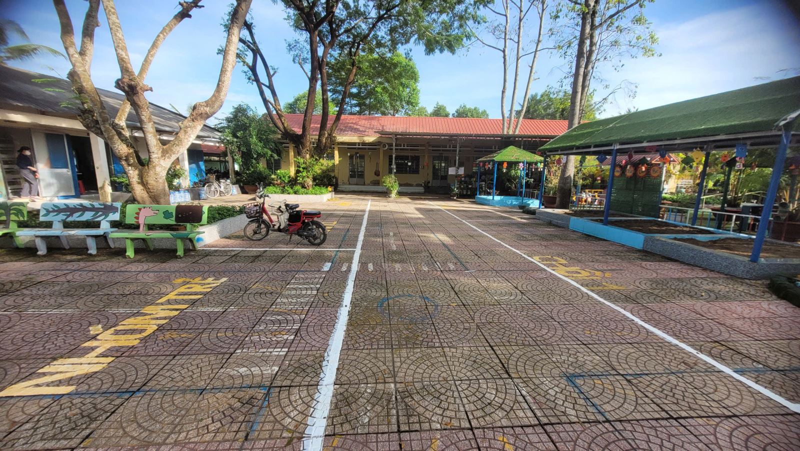 💥TRƯỜNG MẦM NON BÌNH MINH THỰC HIỆN MÔ HÌNH " CỔNG TRƯỜNG AN TOÀN GIAO THÔNG "💥